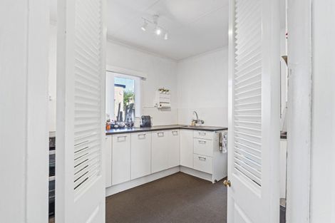 Photo of property in 167 Cornfoot Street, Castlecliff, Whanganui, 4501