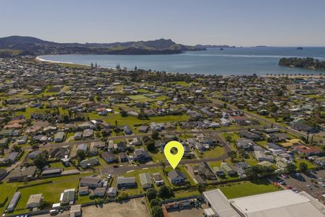 Photo of property in 17 Endeavour Close, Whitianga, 3510