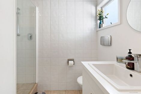 Photo of property in 2/65 Shelly Beach Road, Saint Marys Bay, Auckland, 1011