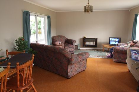 Photo of property in 17 Delta Place, Milson, Palmerston North, 4414