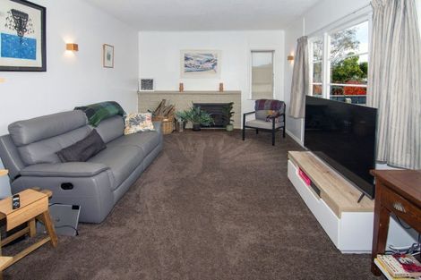 Photo of property in 27 Masters Crescent, Masterton, 5810