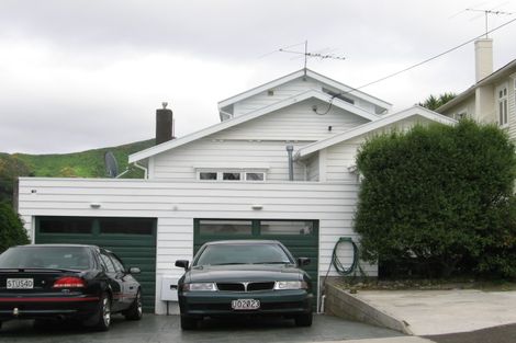 Photo of property in 48 Mills Road, Brooklyn, Wellington, 6021