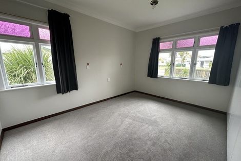 Photo of property in 9 Liverpool Street, Levin, 5510