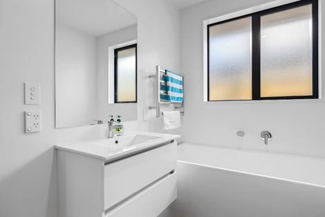 Photo of property in 36 Crossley Avenue, Woodend, 7610