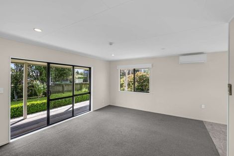 Photo of property in 1112 Francis Hicks Avenue, Camberley, Hastings, 4120