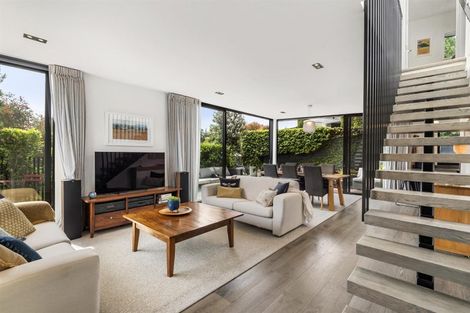 Photo of property in 2a Arthur Crescent, Hauraki, Auckland, 0622