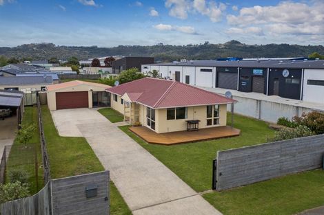 Photo of property in 14 Santa Maria Drive, Whitianga, 3510