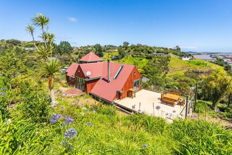 Photo of property in 8 Wairere Road, Bastia Hill, Whanganui, 4500