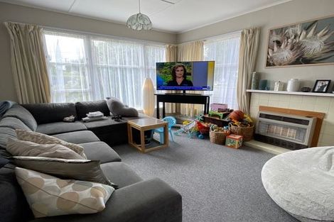 Photo of property in 92 Queen Street West, Levin, 5510