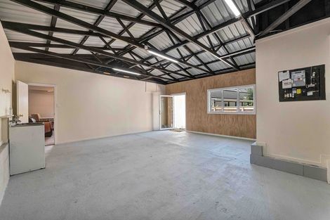 Photo of property in 25a Saxton Road, Upper Vogeltown, New Plymouth, 4310