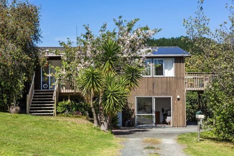 Photo of property in 6 Seatoun Avenue, Leigh, Warkworth, 0985