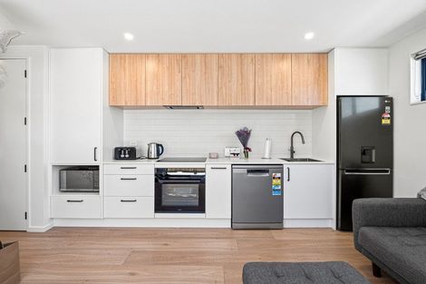 Photo of property in 18 Plough Street, Jacks Point, 9371