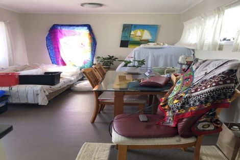 Photo of property in 1/46 College Road, Northcote, Auckland, 0627