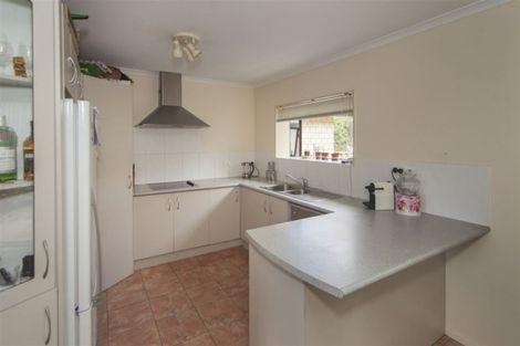 Photo of property in 5 Westglen Place, Ranui, Auckland, 0612