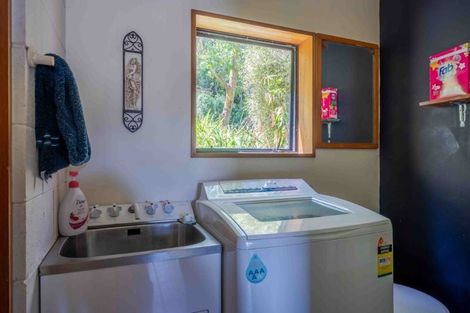 Photo of property in 6890 Christchurch Akaroa Road, Takamatua, 7581