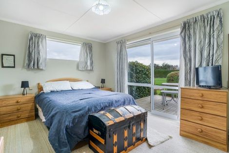 Photo of property in 79 Egerton Road, Winton, 9781