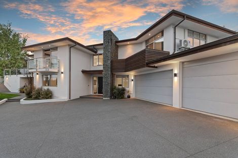 Photo of property in 118a Centaurus Road, Huntsbury, Christchurch, 8022