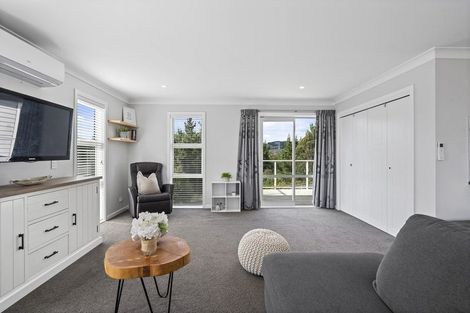 Photo of property in 156 Endeavour Drive, Whitby, Porirua, 5024