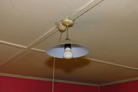 Photo of property in 9 Main Road, Hector, 7822