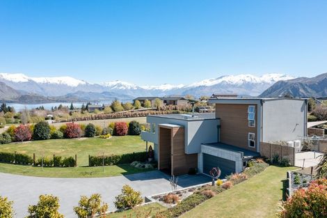 Photo of property in 27 Ridgecrest, Wanaka, 9305