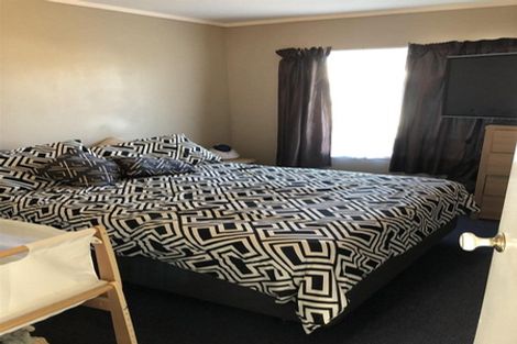 Photo of property in 2/815 Lawrence Street, Akina, Hastings, 4122