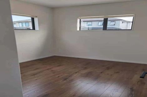 Photo of property in 23 Hakinakina Drive, Flat Bush, Auckland, 2019