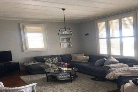 Photo of property in 959 Beach Road, Torbay, Auckland, 0630