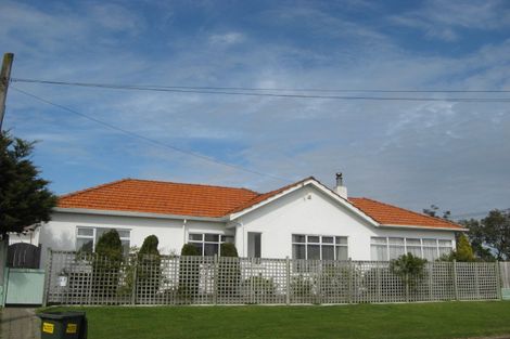 Photo of property in 16 Moore Avenue, Tawhero, Whanganui, 4501