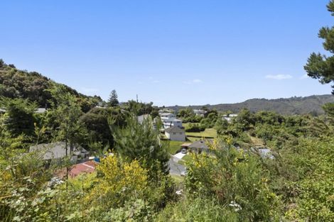 Photo of property in 47 Bird Grove, Stokes Valley, Lower Hutt, 5019