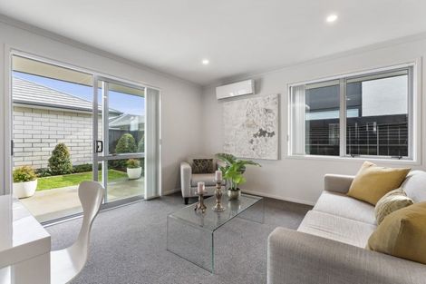 Photo of property in 2 Arrow Close, Papamoa, 3118