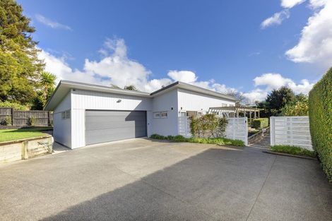 Photo of property in 14 George Street, Riverhead, 0820