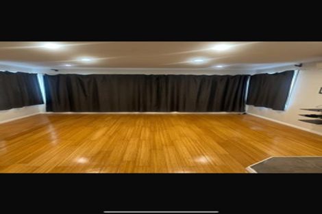 Photo of property in 28 Hobby Avenue, Birkdale, Auckland, 0626