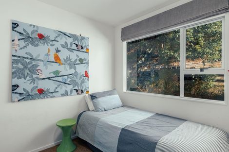 Photo of property in 16 Osmond Lane, Mount Pleasant, Christchurch, 8081