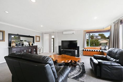 Photo of property in 3 Highgrove Drive, Grandview Heights, Hamilton, 3200