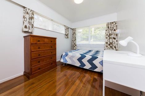 Photo of property in 5 Shanaway Rise, Hillcrest, Auckland, 0627