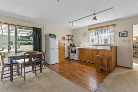 Photo of property in 11 Rata Street, Otaki Beach, Otaki, 5512