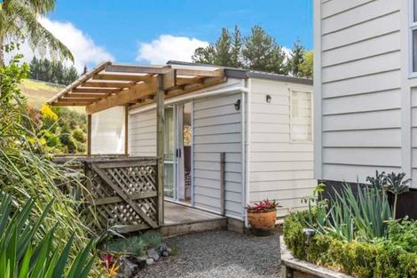 Photo of property in 124 Mahurangi East Road, Snells Beach, 0920