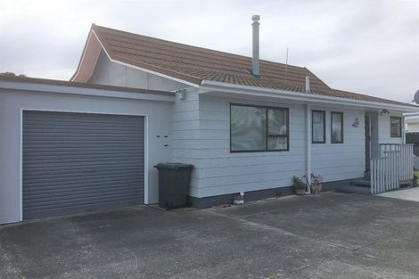 Photo of property in 27 Roore Street, Foxton Beach, Foxton, 4815