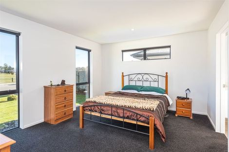 Photo of property in 14 Shrimpton Avenue, Woodend, 7610