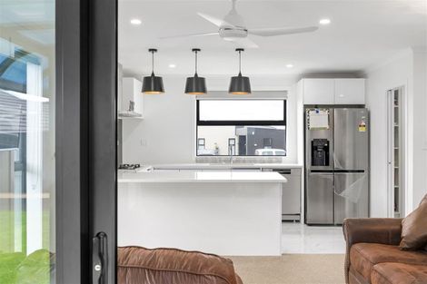 Photo of property in 16 Inuwai Street, Glenview, Hamilton, 3206