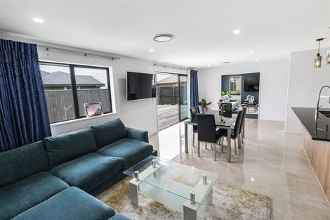 Photo of property in 6 Solitary Lane, Rolleston, 7615