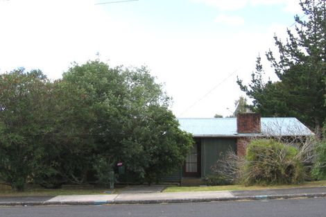 Photo of property in 277 Rangatira Road, Beach Haven, Auckland, 0626