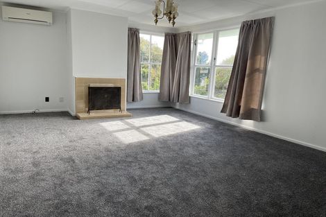Photo of property in 11 Young Road, Mount Wellington, Auckland, 1060