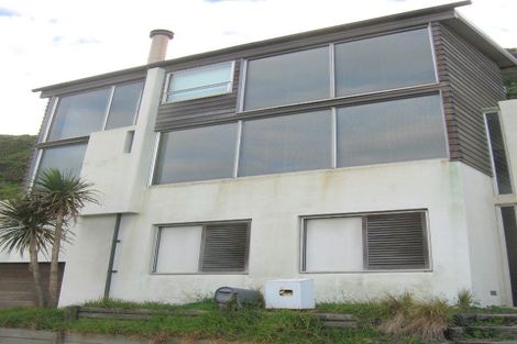 Photo of property in 28a Owhiro Bay Parade, Owhiro Bay, Wellington, 6023