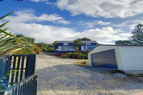 Photo of property in 17 Queen Street, Brighton, Dunedin, 9035