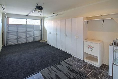 Photo of property in Holdsworth Villas, 4/2 William Donald Drive, Solway, Masterton, 5810