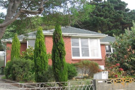 Photo of property in 77 Raukawa Street, Strathmore Park, Wellington, 6022