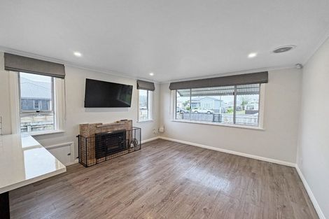 Photo of property in 33a Mcphee Street, Dannevirke, 4930