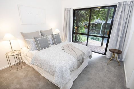 Photo of property in 72 Tauroa Road, Havelock North, 4130