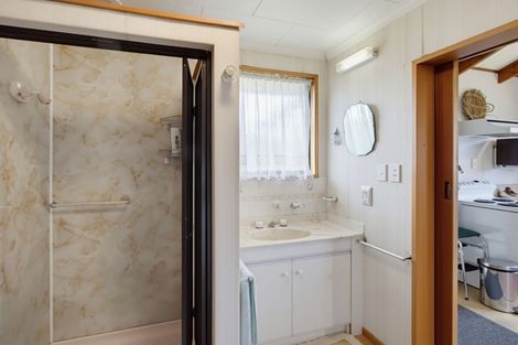 Photo of property in 18 Blaydon Street, Waikaia, 9778